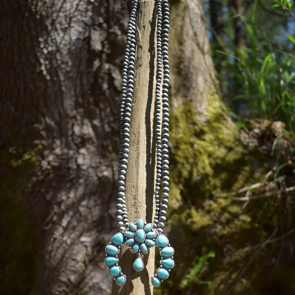 Small Turquoise Squash Blossom Necklace - Picture 1 of 2